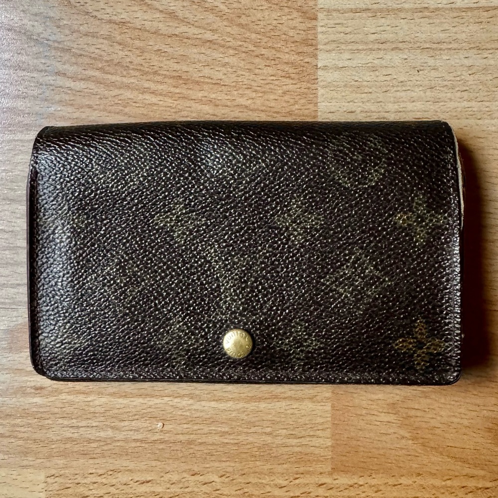 LOUIS VUITTON Porte Monnaie Billets Tresor Bifold Wallet Monogram
